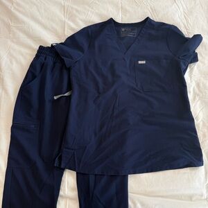 Figs Catarina Scrub Top in Navy